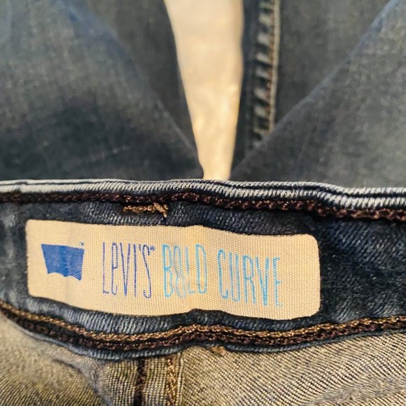 Levi’s Bold Curve jeans dark wash size 3M - Picture 8 of 8